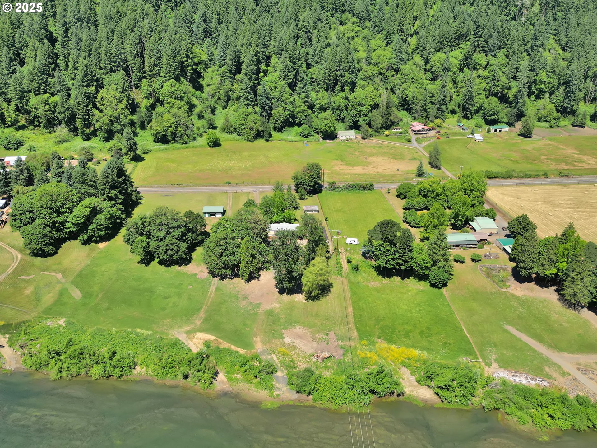 7349 Henderer Road Elkton, OR 97436 - Photo 45 of 48