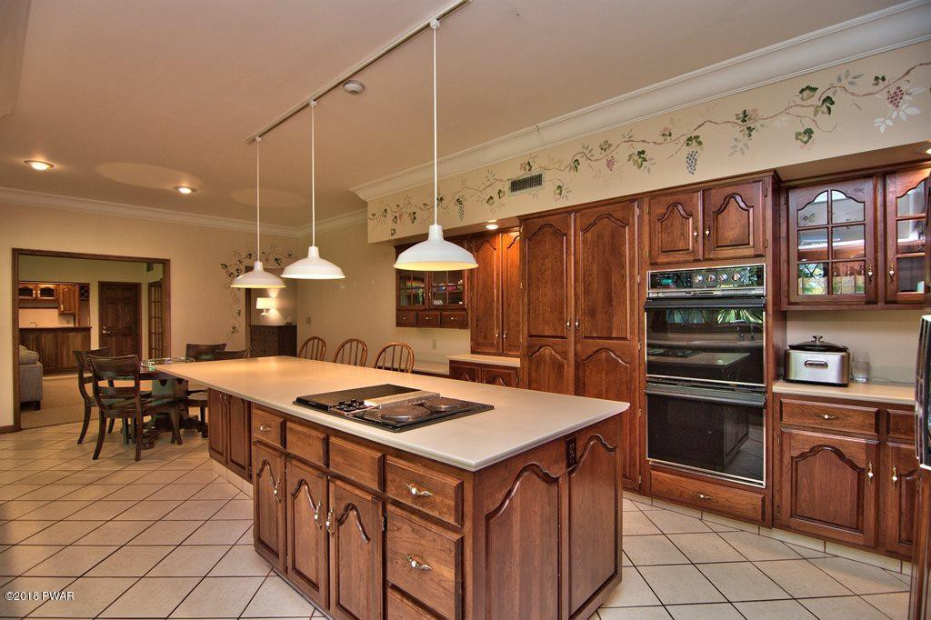 418 Craig Road Dalton, PA 18414 - Photo 8 of 63 Kitchen