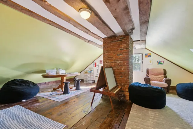 $285,000 | 4 Shepherd Road, Sidney, ME 04330