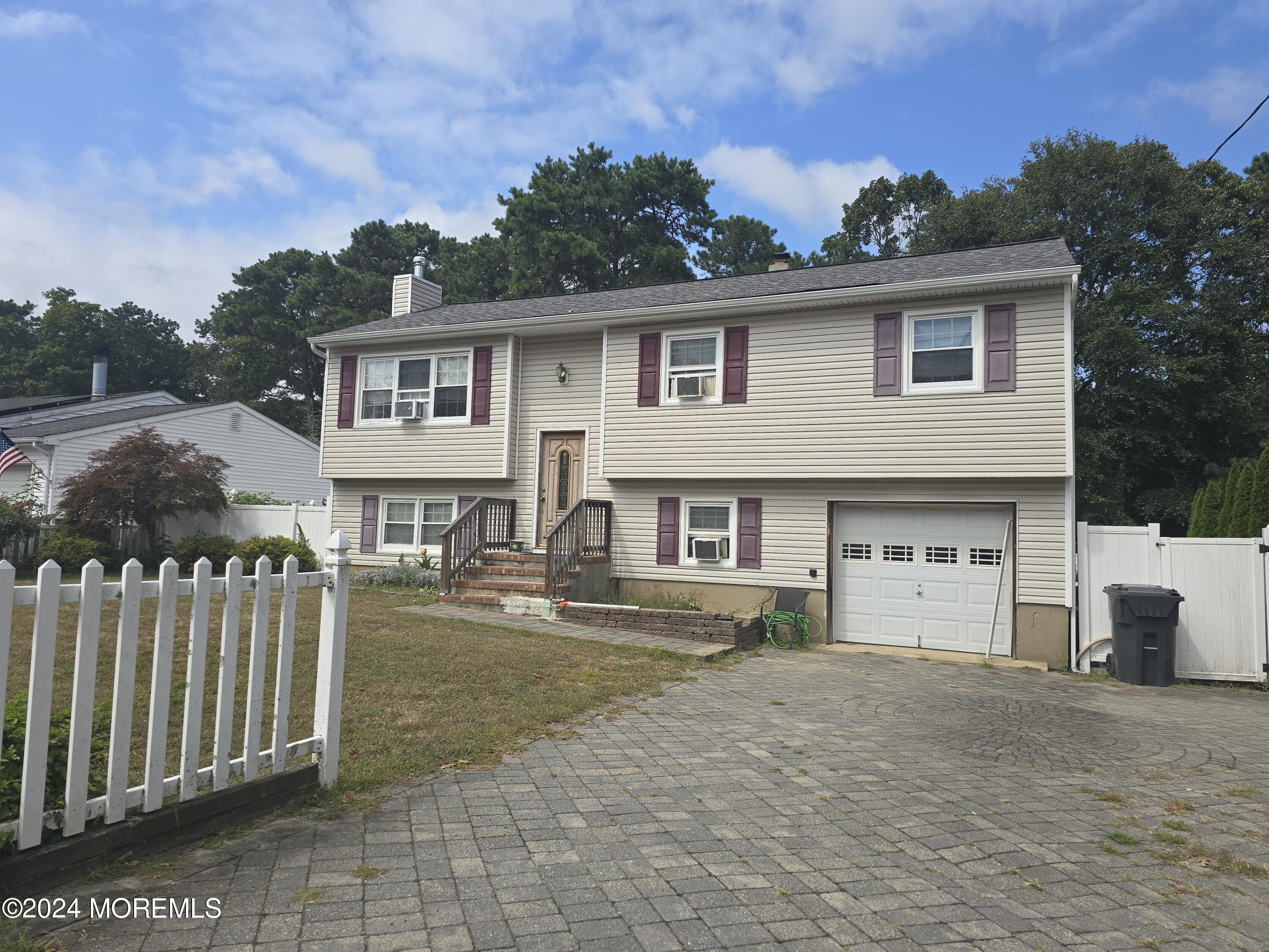 134 Smith Circle Point Pleasant Beach, NJ 08742 - Photo 3 of 21 20240906_132016