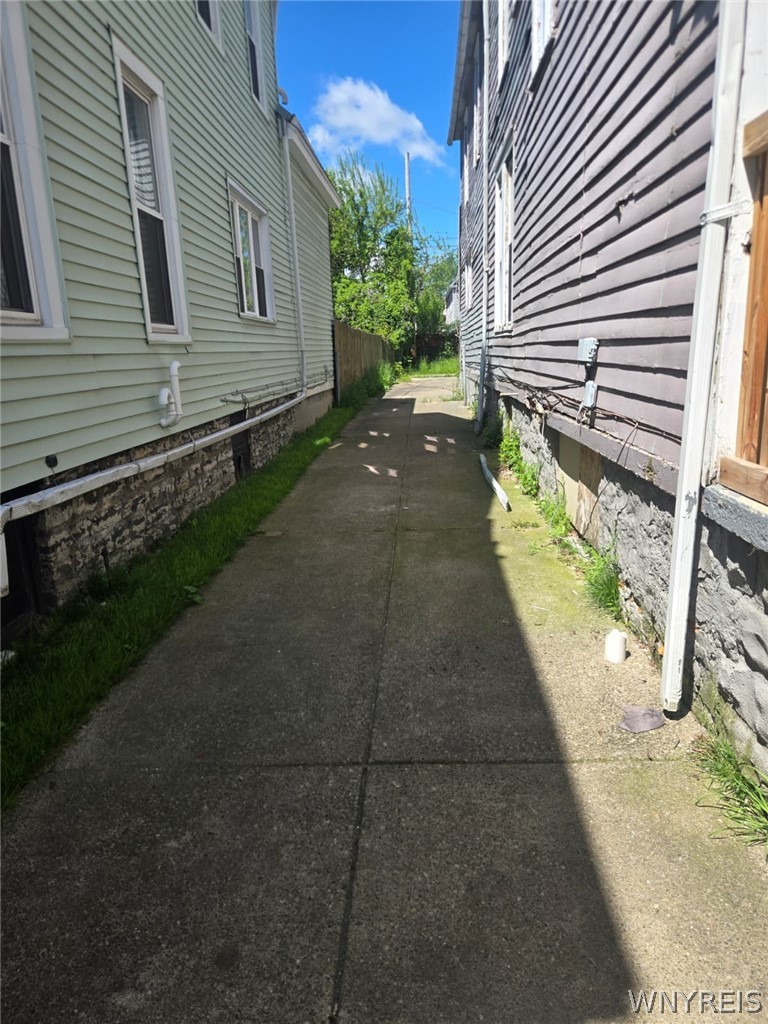 112 Herkimer Street Buffalo, NY 14213 - Photo 2 of 3