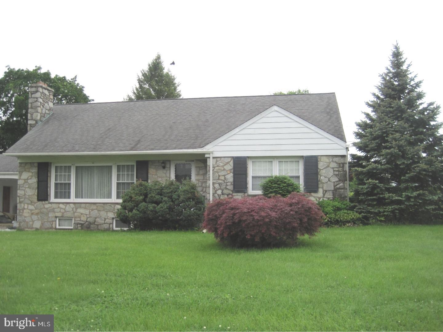 1940 Hemlock Road Norristown, PA 19403 - Photo 20 of 23 Exterior Front