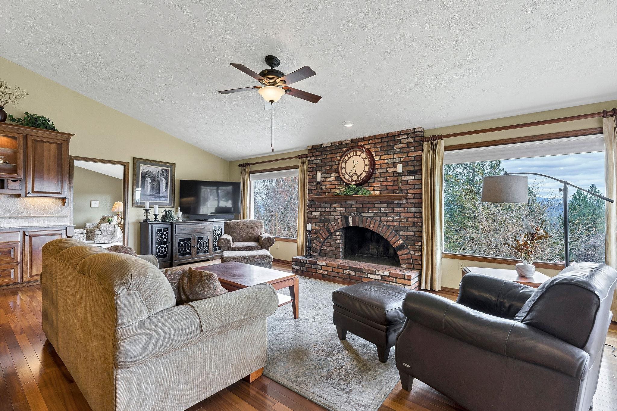 23626 North Perry Road Colbert, WA 99005 - Photo 11 of 44