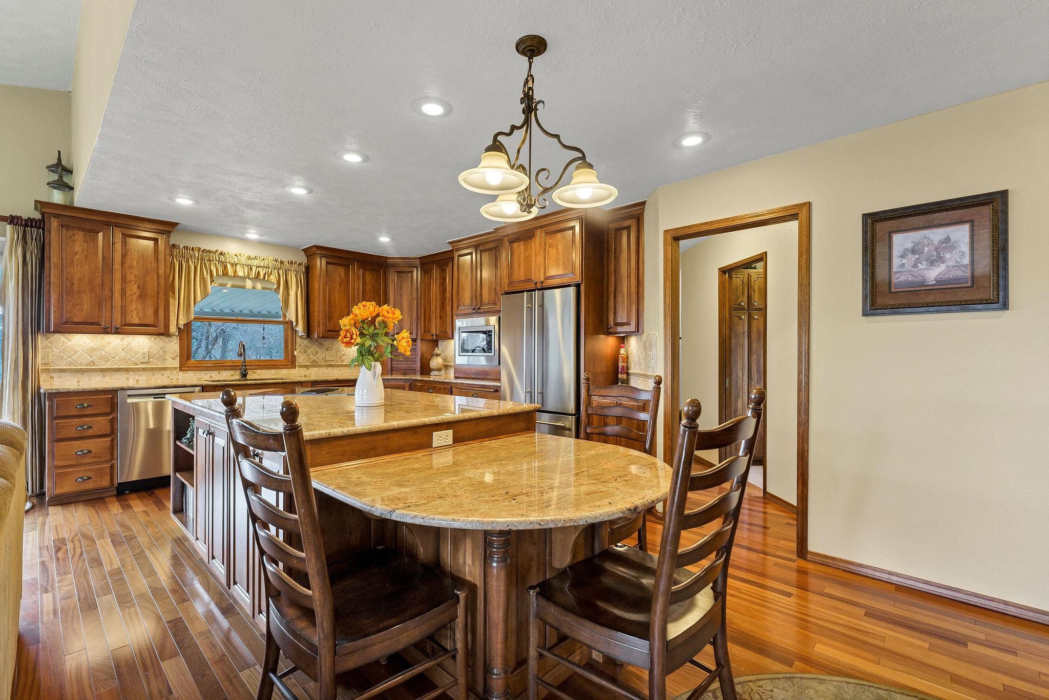 23626 North Perry Road Colbert, WA 99005 - Photo 7 of 44