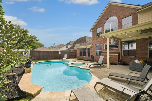 $550,000 | 9122 Memorial Valley Drive, Spring, TX 77379