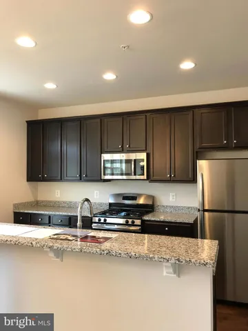 $2,900 | 12239 Bluffwood Terrace, Clarksburg, MD 20871