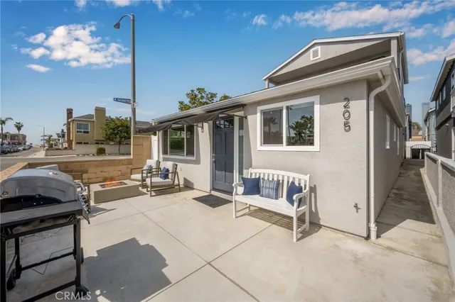 $3,150,000 | 205 42nd Street, Newport Beach, CA 92663