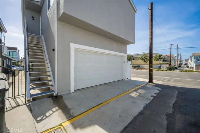 $3,150,000 | 205 42nd Street, Newport Beach, CA 92663