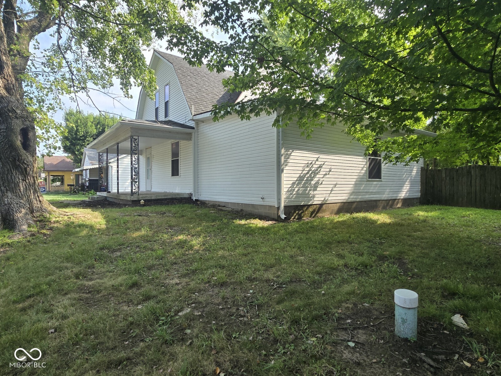 807 North Alabama Street Brazil, IN 47834 - Photo 2 of 18