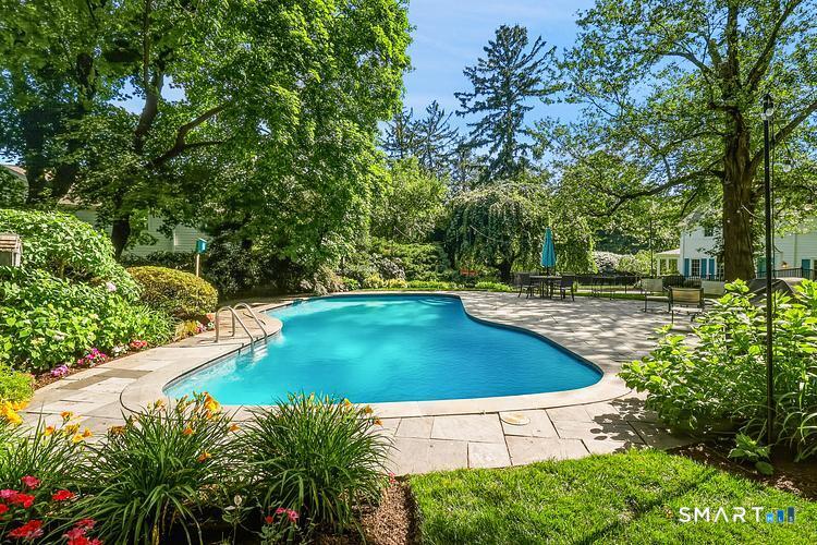 39 Stanwich Road Greenwich, CT 06830 - Photo 5 of 28