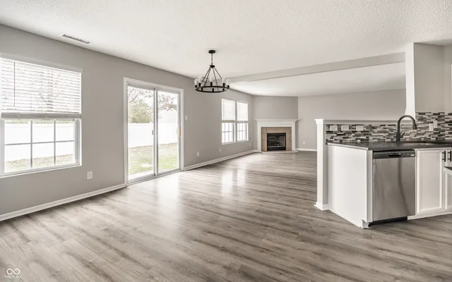 $310,000 | 8115 South Cricket Lane, Pendleton, IN 46064