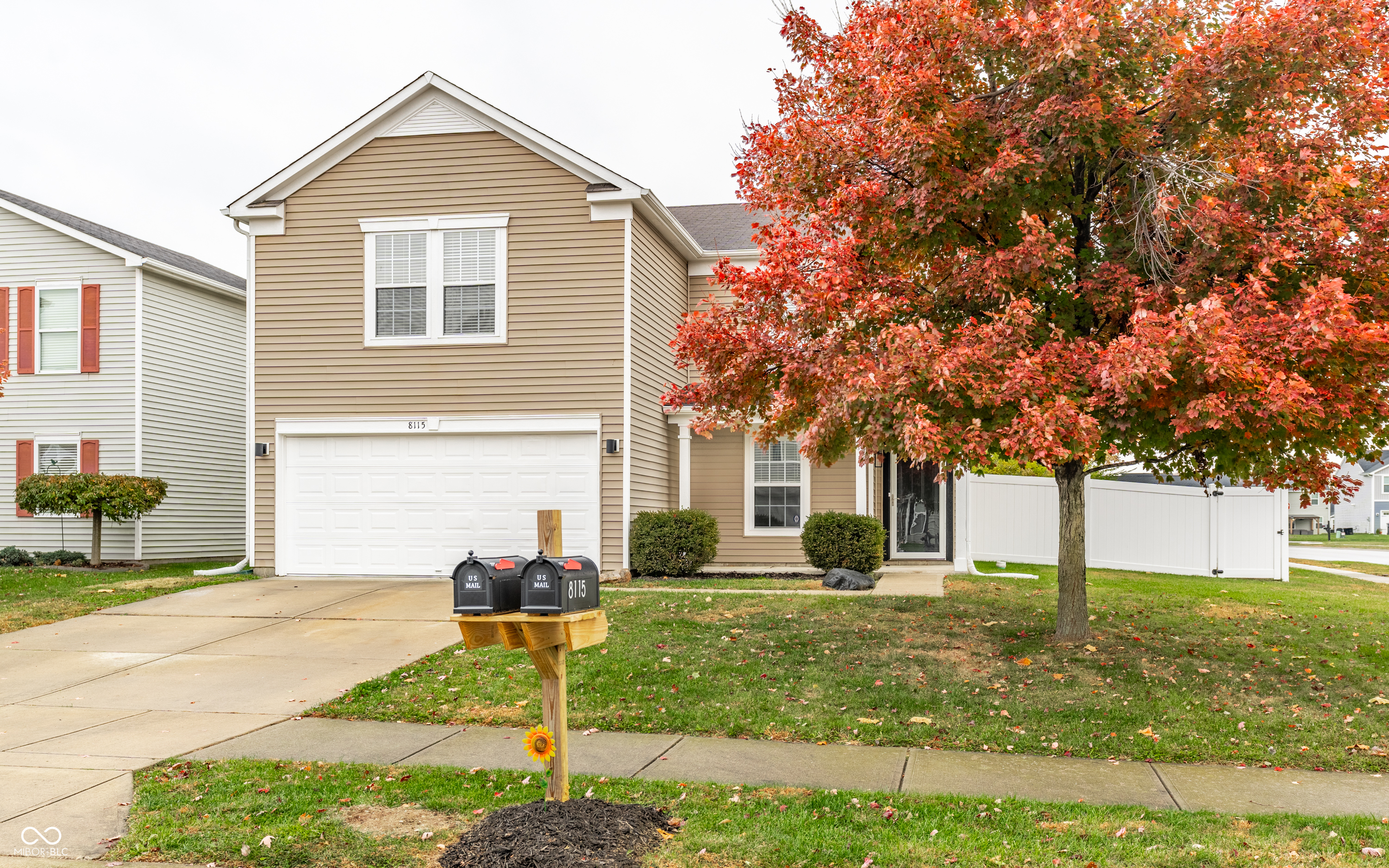 8115 South Cricket Lane Pendleton, IN 46064 - Photo 3 of 38