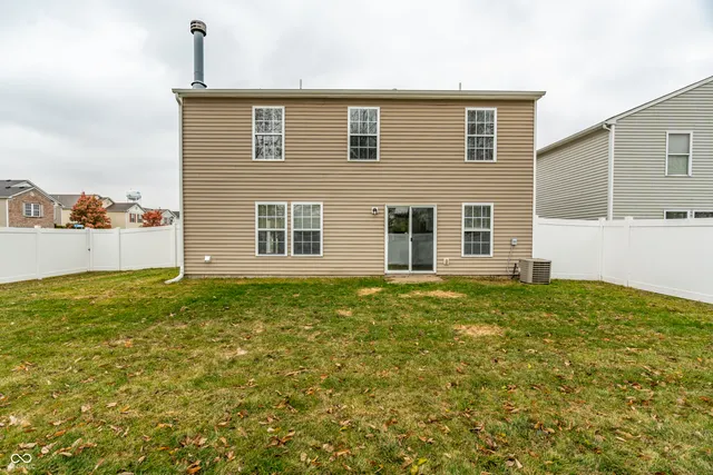 $310,000 | 8115 South Cricket Lane, Pendleton, IN 46064