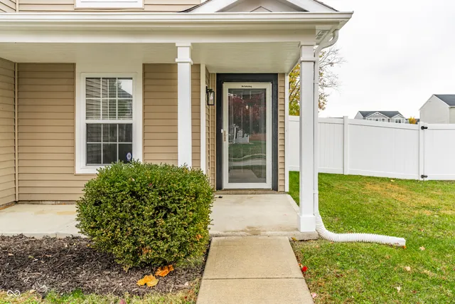 $310,000 | 8115 South Cricket Lane, Pendleton, IN 46064