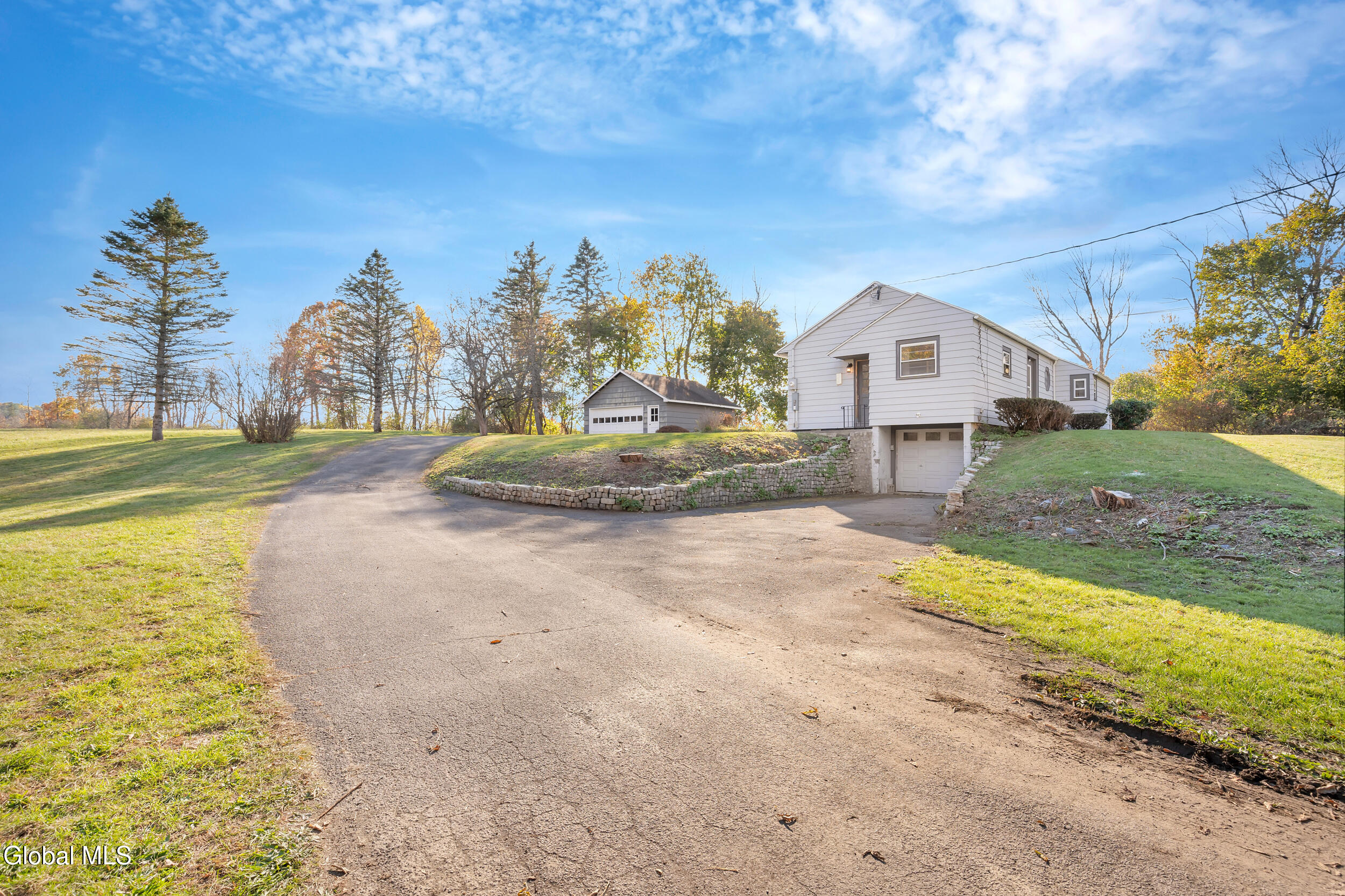 4155 Highway 43 Wynantskill, NY 12198 - Photo 2 of 20 40_4155 ny-43