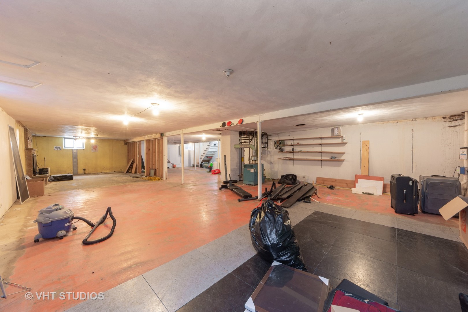 403 North Plum Grove Road Palatine, IL 60067 - Photo 10 of 11 a view of a room with gym equipment