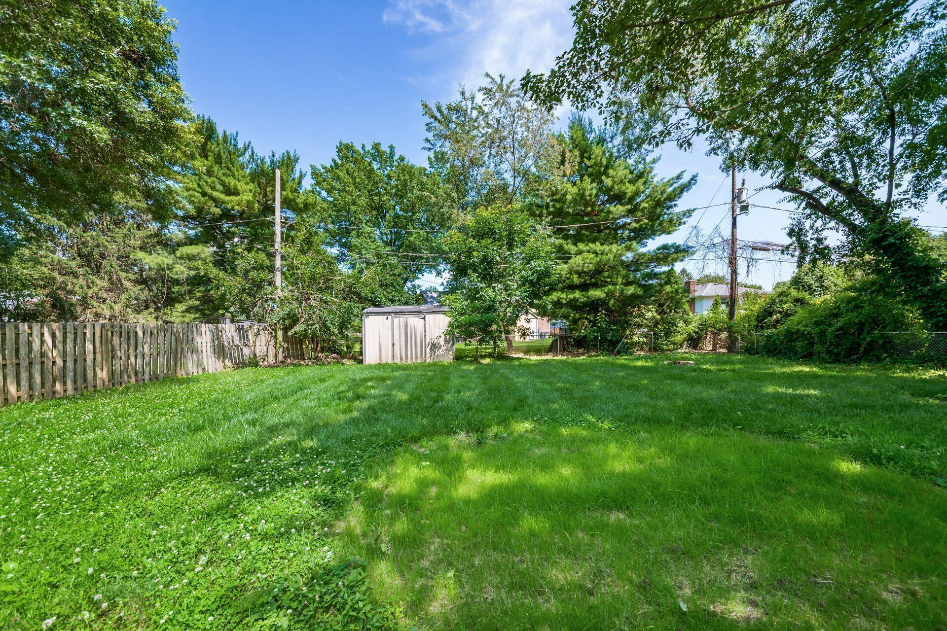 1344 Yorktown Road Columbus, OH 43232 - Photo 40 of 47 040_64e_L 204 Oakwood Ct007-2