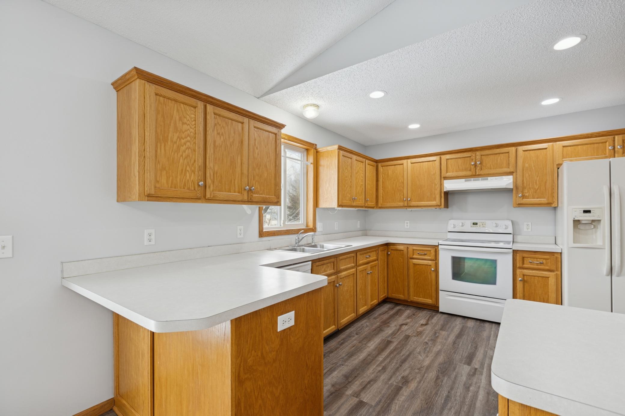 211 7th Street South Winsted, MN 55395 - Photo 9 of 34