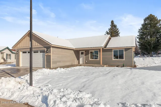 $450,000 | 102 West Narcissus Court, Post Falls, ID 83854