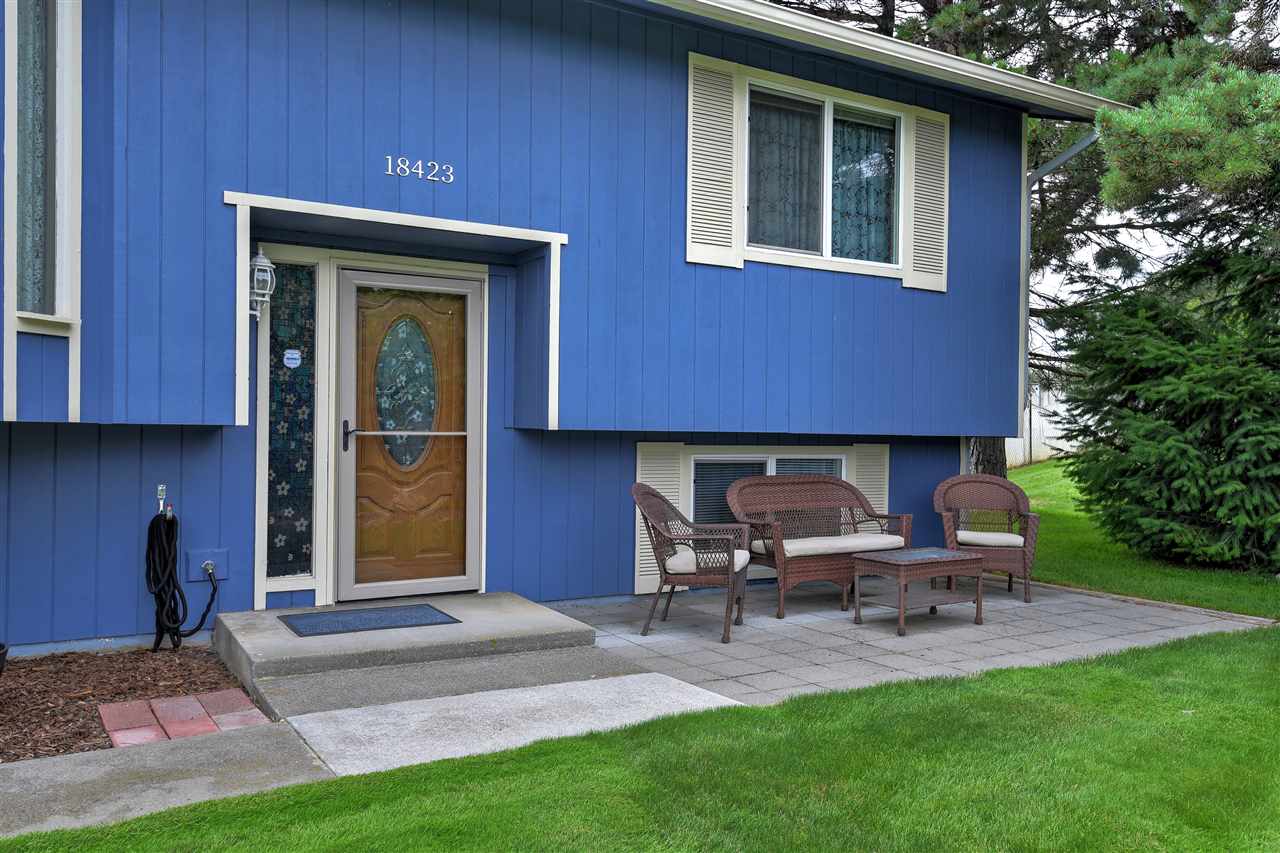 18423 North Atlantic Road Colbert, WA 99005 - Photo 2 of 20