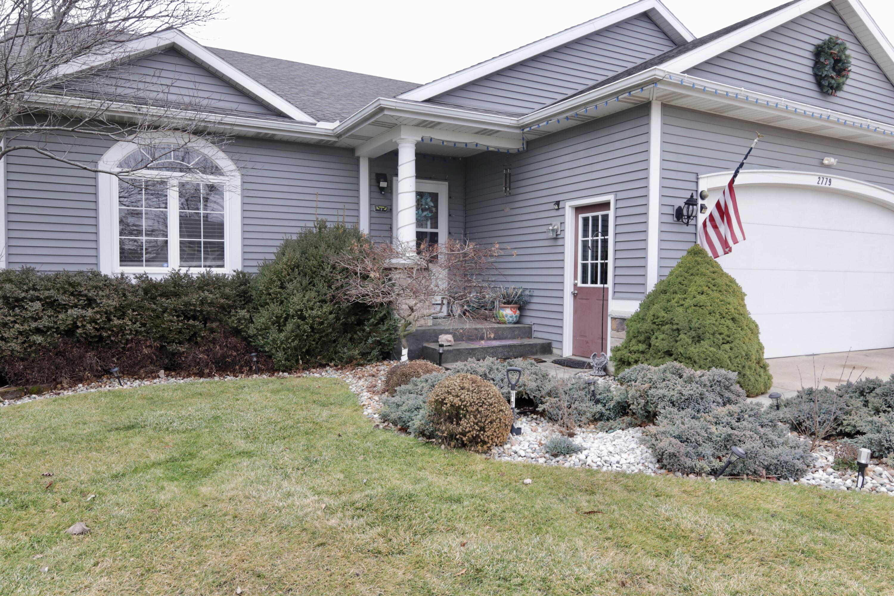 2779 Riley Ridge Road Holland, MI 49424 - Photo 2 of 41 IMG_0864