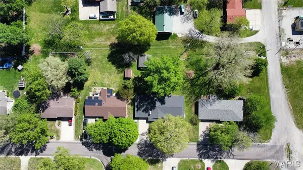 $299,000 | 212 North Deneen Street, Staunton, IL 62088