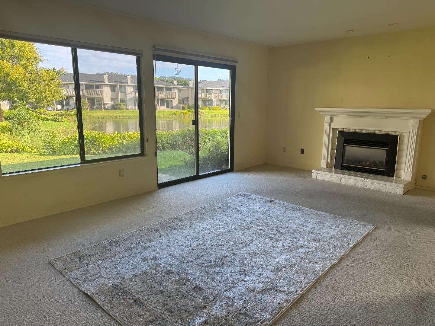 3850 Rio Road, Unit 47 Carmel, CA 93923 - Photo 3 of 16 Gallery Image 3