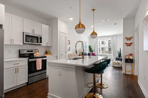 $285,000 | 1677 54th Avenue North, Unit 218, Nashville, TN 37209