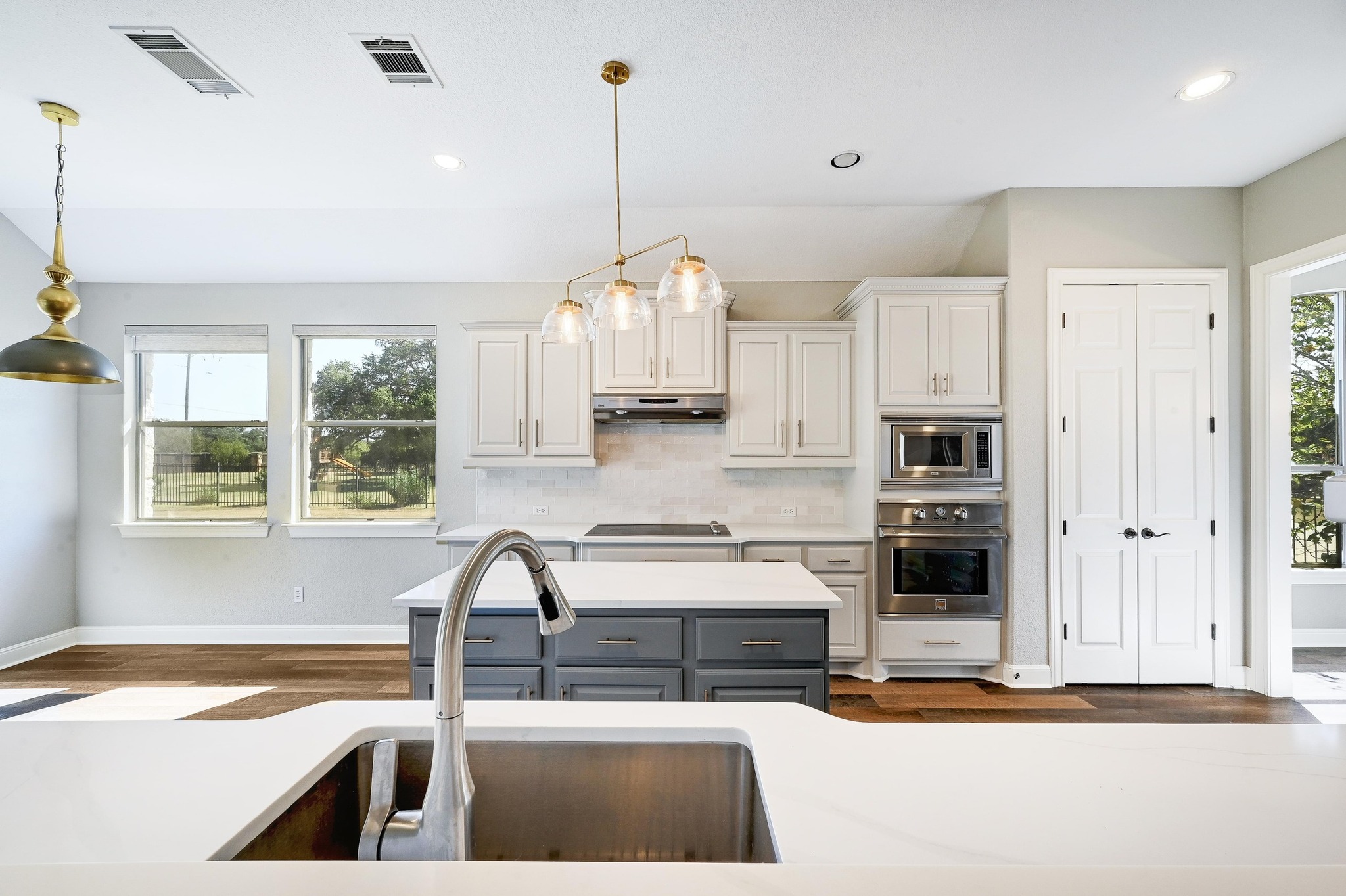 577 Shelf Rock Road Driftwood, TX 78619 - Photo 11 of 21