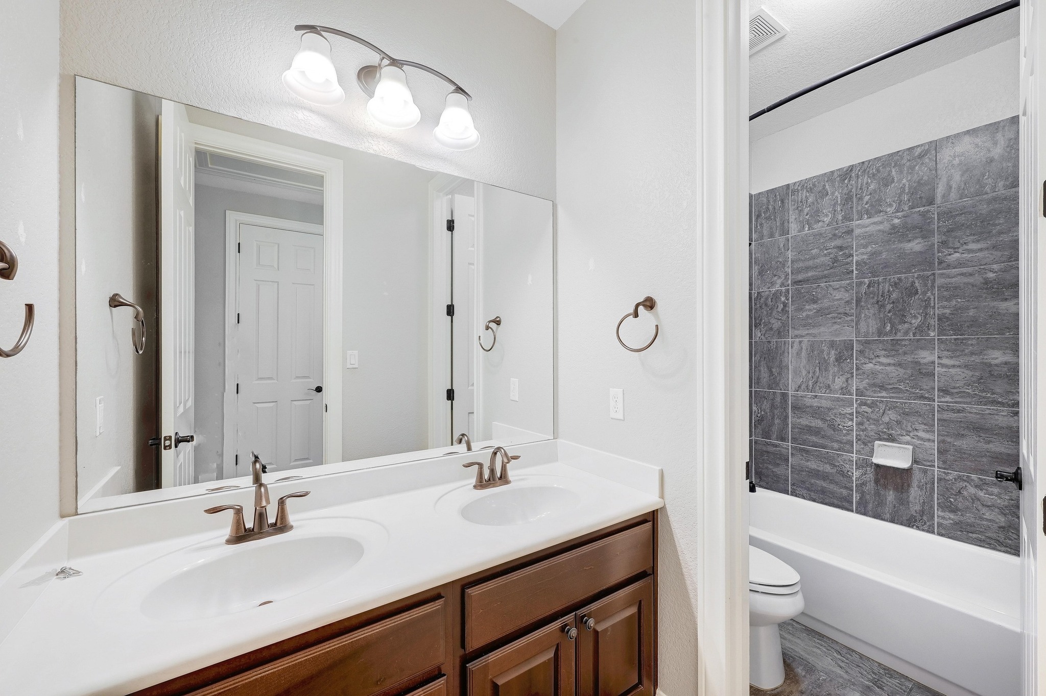 577 Shelf Rock Road Driftwood, TX 78619 - Photo 17 of 21