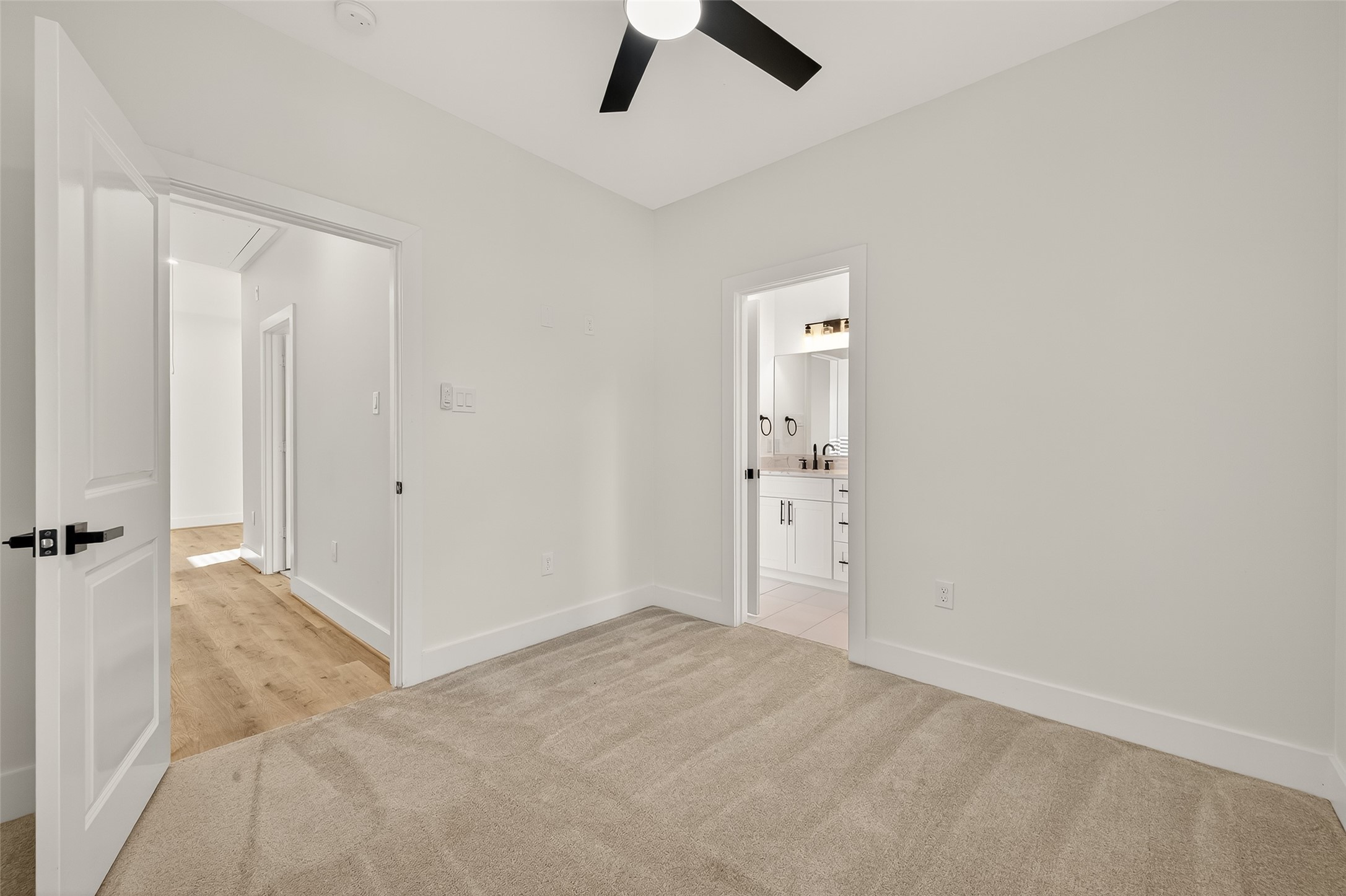 808 Fortune Street, Unit A Houston, TX 77088 - Photo 27 of 38