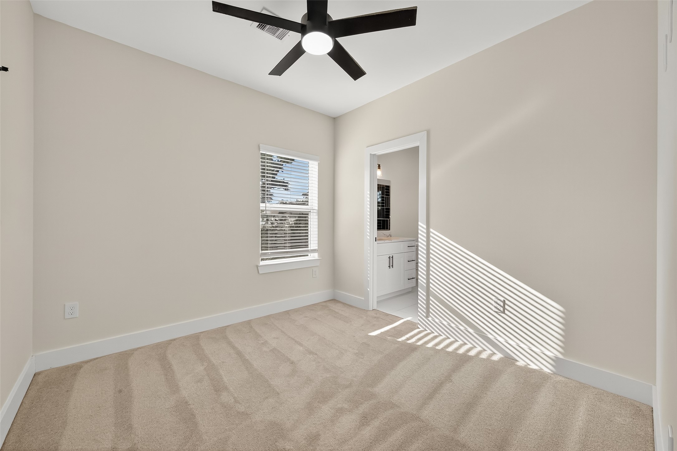 808 Fortune Street, Unit A Houston, TX 77088 - Photo 32 of 38