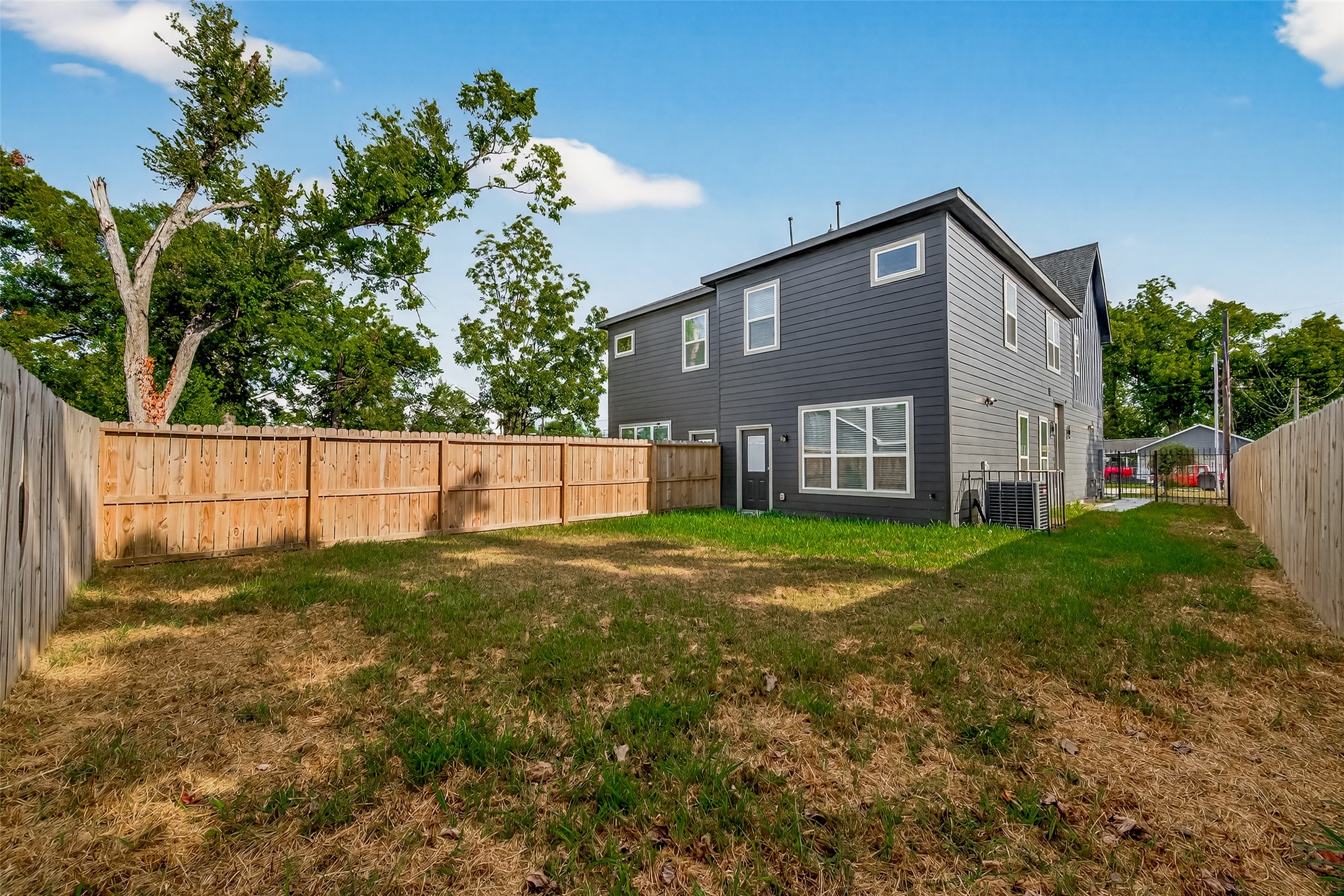 808 Fortune Street, Unit A Houston, TX 77088 - Photo 35 of 38