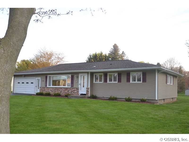 136 Havenshire Road Penfield, NY 14625 - Photo 1 of 1 Exterior Front.