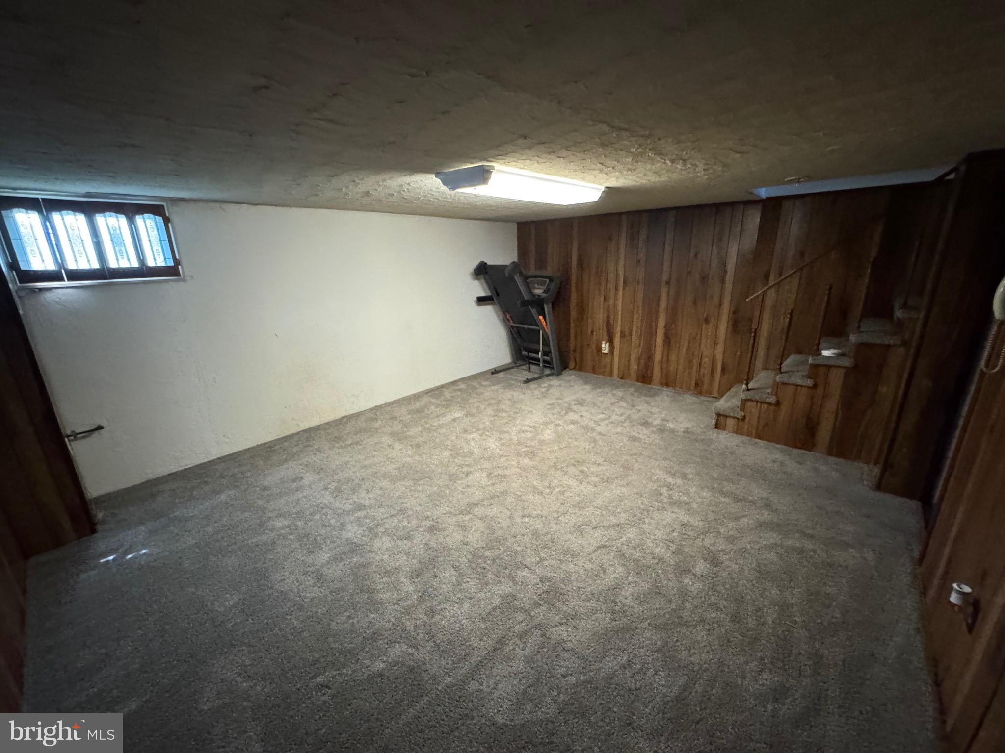 1052 Downton Road Baltimore, MD 21227 - Photo 32 of 55