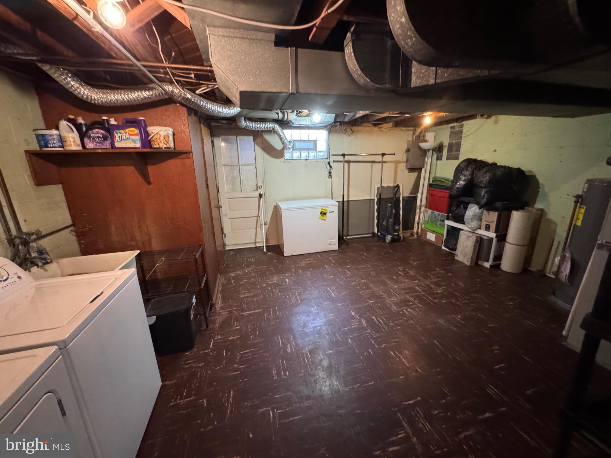 1052 Downton Road Baltimore, MD 21227 - Photo 33 of 55 a view of a garage room