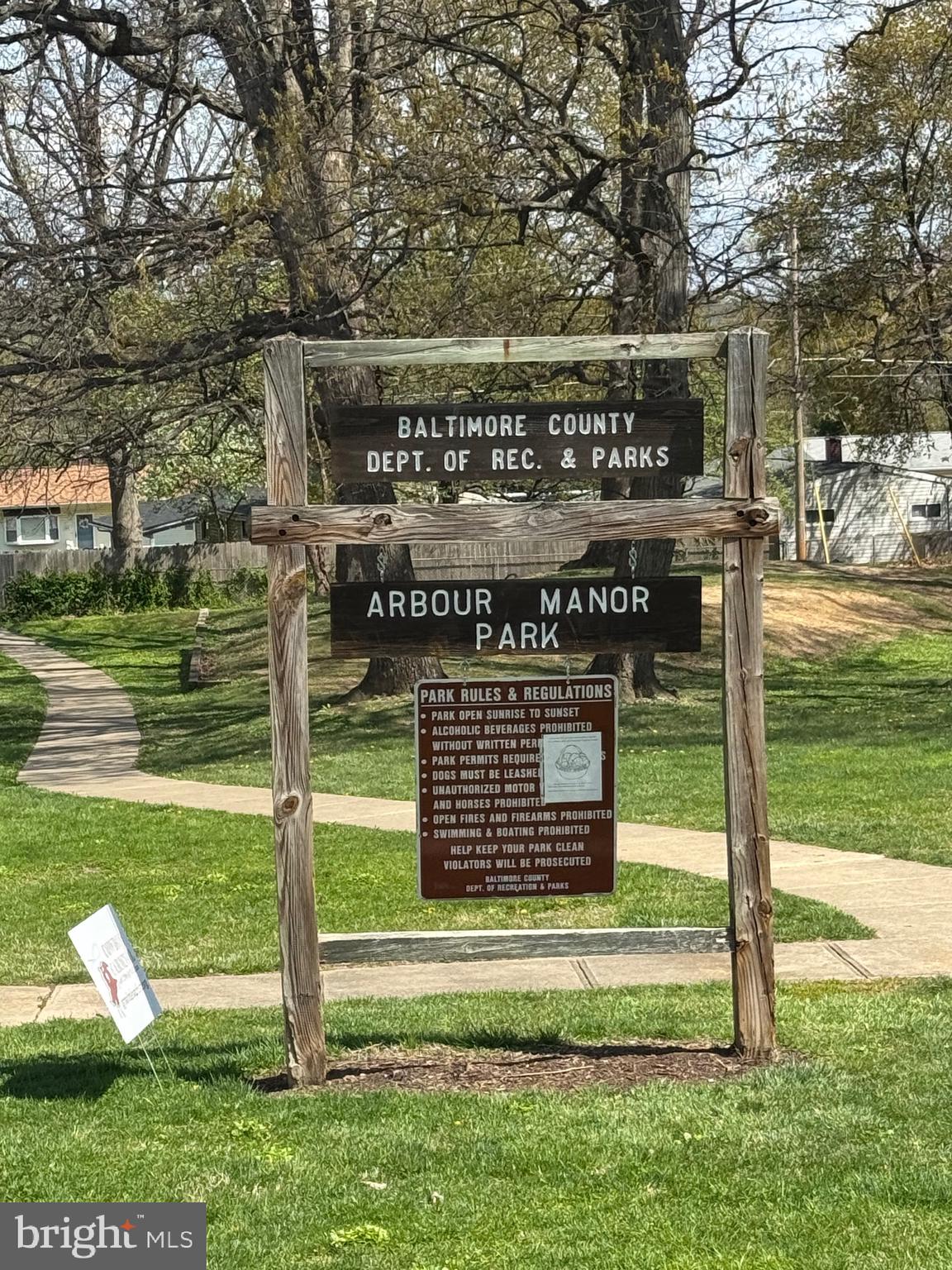 1052 Downton Road Baltimore, MD 21227 - Photo 54 of 55 a view of a park with welcome board