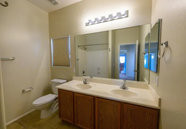 $3,100 | 2521 West Tumbleweed Drive, Phoenix, AZ 85085