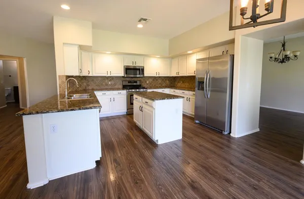 $3,100 | 2521 West Tumbleweed Drive, Phoenix, AZ 85085