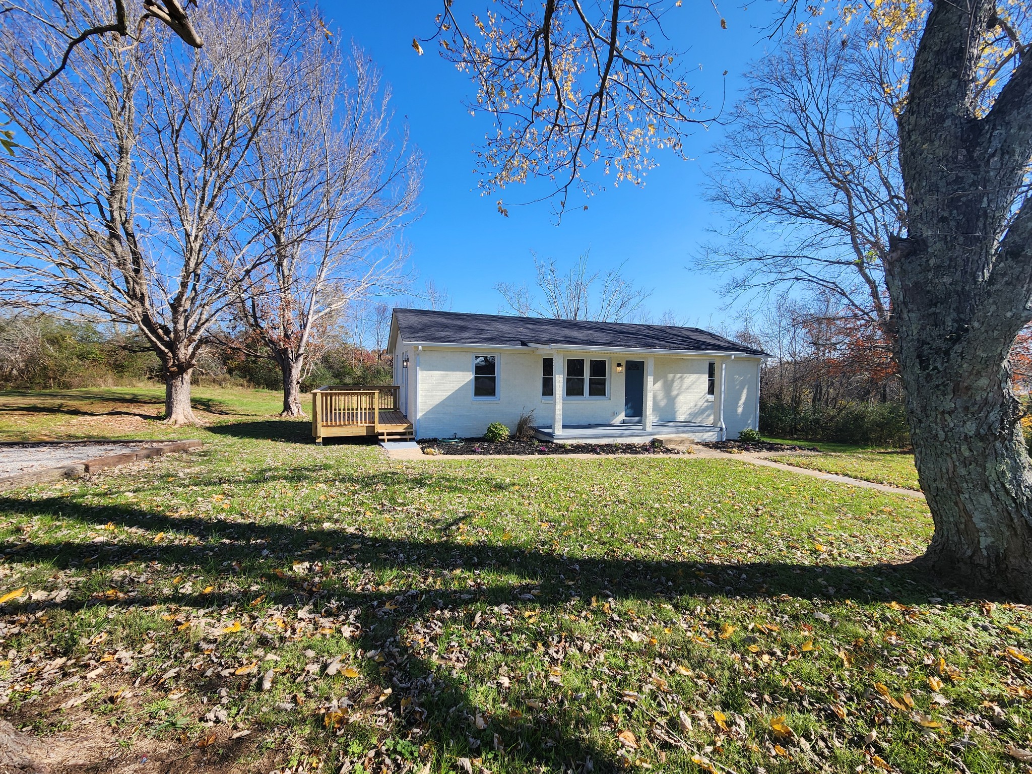955 Rose Hill Road Pulaski, TN 38478 - Photo 3 of 30