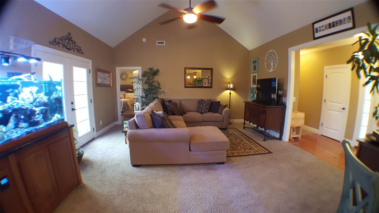 220 Woodcrest Court Inman, SC 29349 - Photo 5 of 25