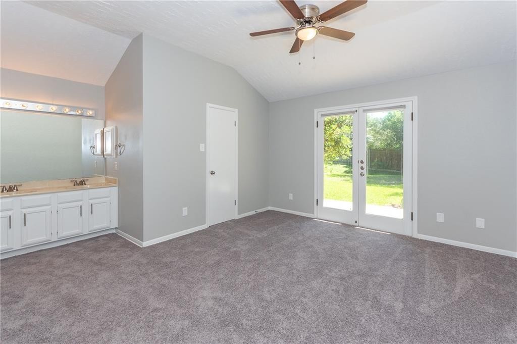 1500 Pigeon Forge Road Pflugerville, TX 78660 - Photo 14 of 29