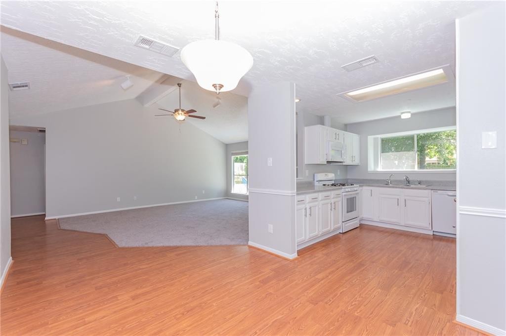 1500 Pigeon Forge Road Pflugerville, TX 78660 - Photo 7 of 29