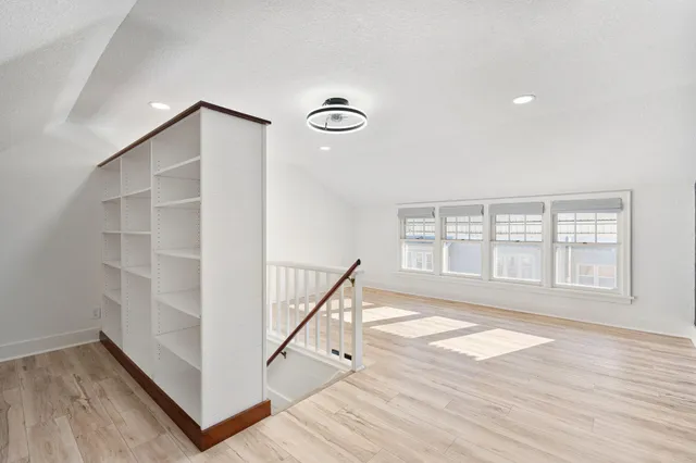 $124,900 | 301 West Oakland Avenue, Unit 4, Austin, MN 55912