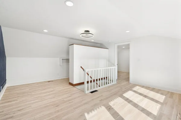 $124,900 | 301 West Oakland Avenue, Unit 4, Austin, MN 55912