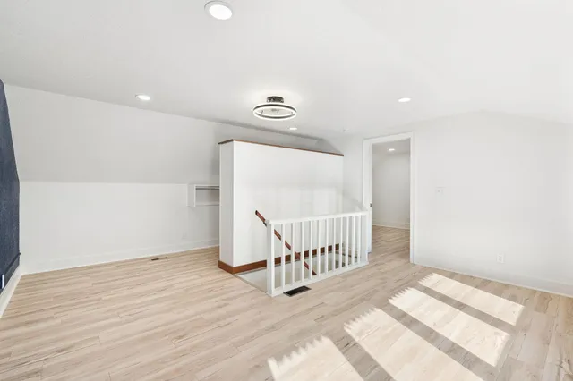 $124,900 | 301 West Oakland Avenue, Unit 4, Austin, MN 55912