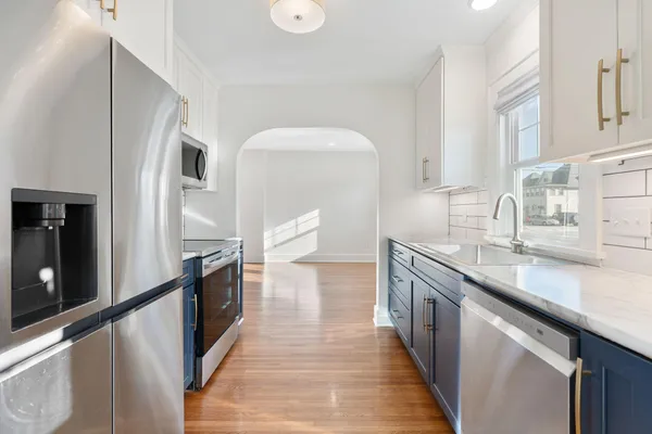 $124,900 | 301 West Oakland Avenue, Unit 4, Austin, MN 55912