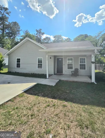 $240,500 | 823 North Main Street, Statesboro, GA 30458