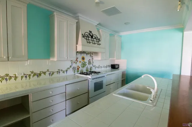 $584,000 | 213 West 86th Street, Cut Off, LA 70345