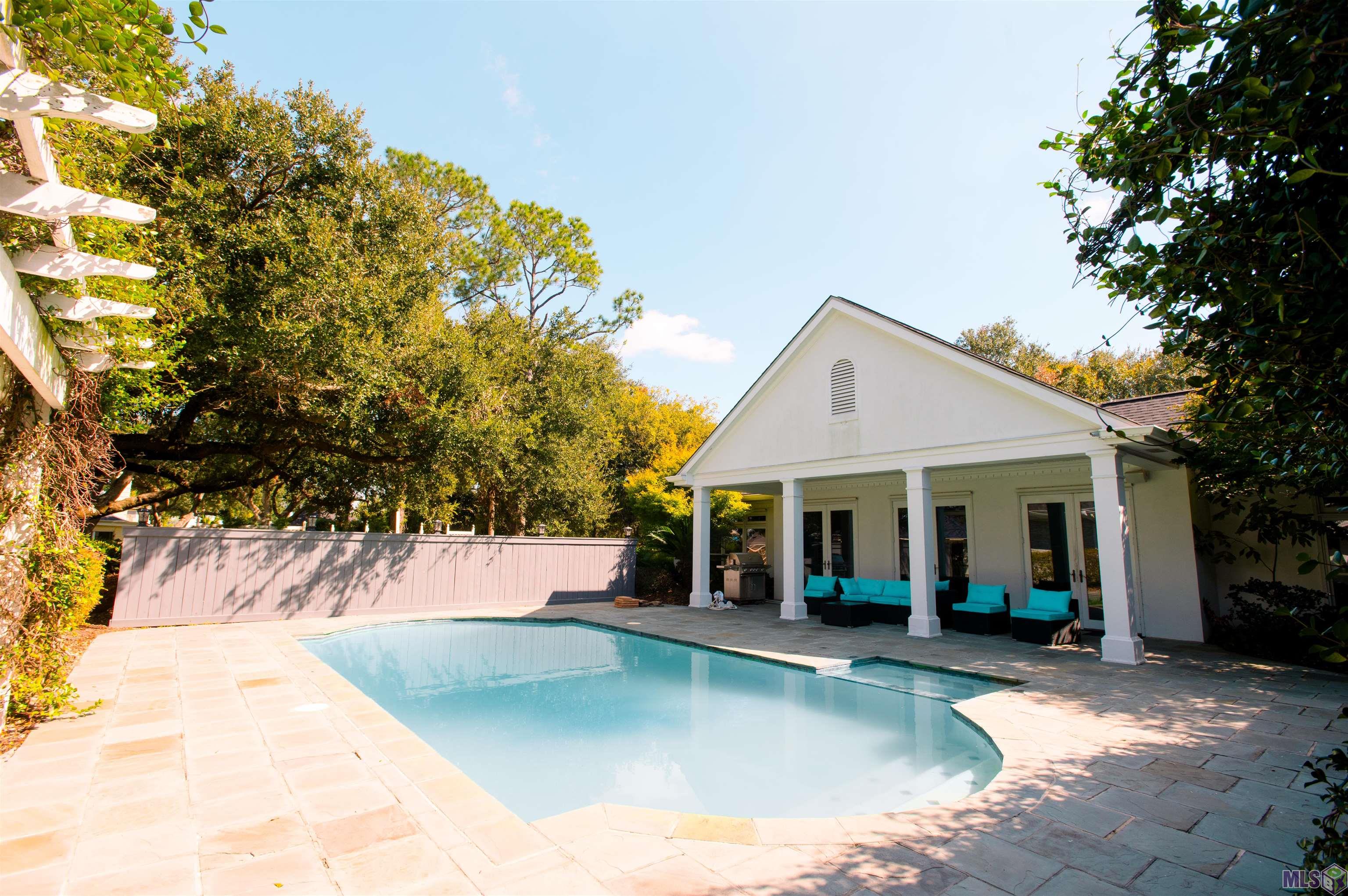 213 West 86th Street Cut Off, LA 70345 - Photo 5 of 51